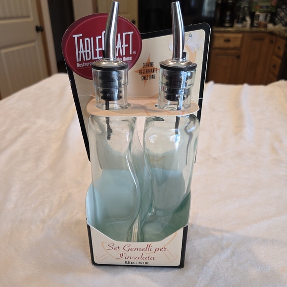 Tablecraft Gemelli Set Oil and Vinegar Bottles SET of Two 8.5 oz - Picture 1 of 5
